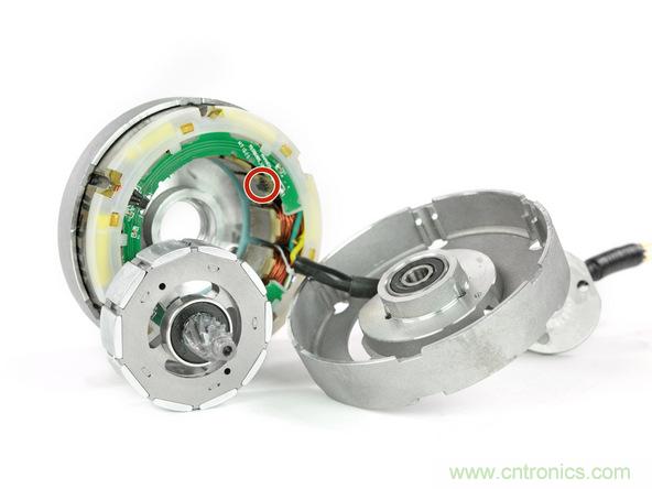 從電池到傳感器，完整拆解小米智能自行車