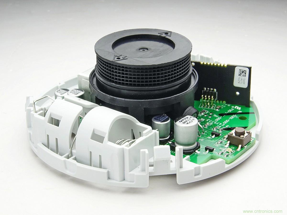 小米煙霧報警器拆解：一顆電池可用五年是如何做到的？