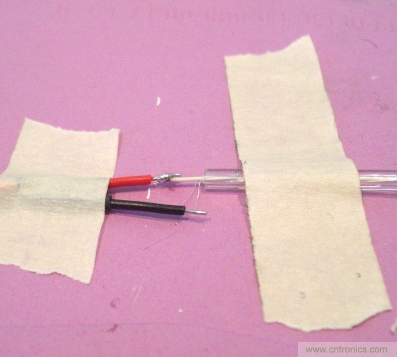 DIY萬(wàn)圣節(jié)道具：讓心跳出來(lái)！