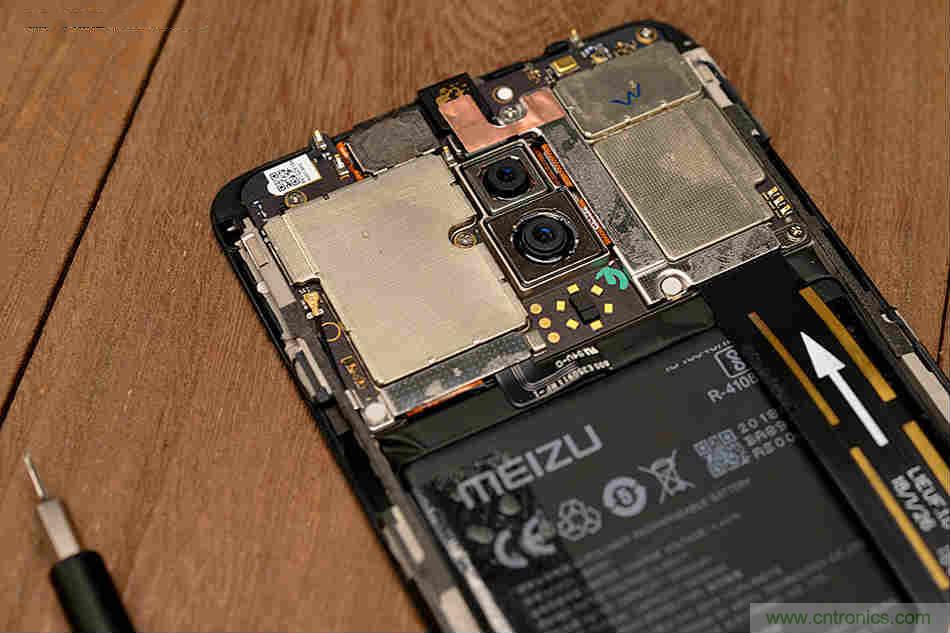 拆解魅族15 Plus：玩轉(zhuǎn)了新概念，但其工藝究竟如何？