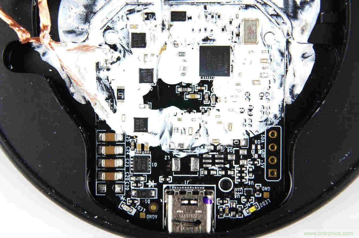 拆解對比：系出同門，小米、紫米無線充電器的差別有多大？