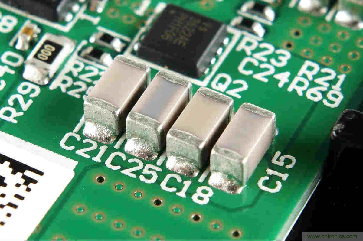 拆解對比：系出同門，小米、紫米無線充電器的差別有多大？