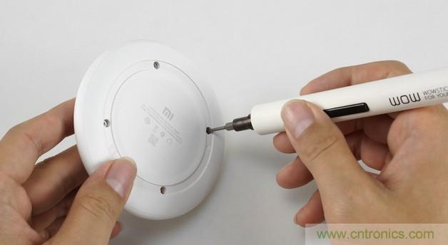 拆解對比：系出同門，小米、紫米無線充電器的差別有多大？