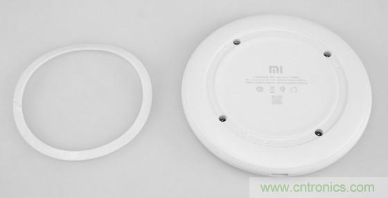 拆解對比：系出同門，小米、紫米無線充電器的差別有多大？