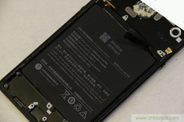 堅(jiān)果R1拆解：內(nèi)部設(shè)計(jì)究竟如何？