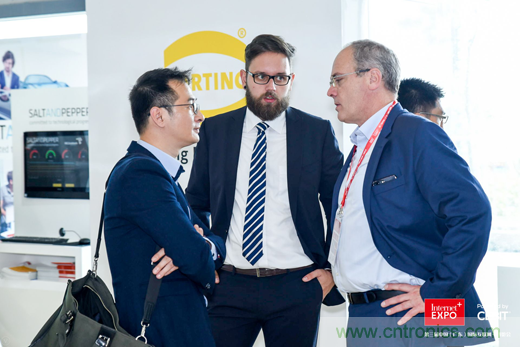 打造合作共贏機(jī)制，推動傳統(tǒng)產(chǎn)業(yè)升級