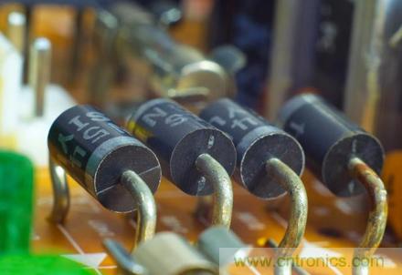 一文看懂電阻、電容、電位器、三極管、二極管、可控硅！