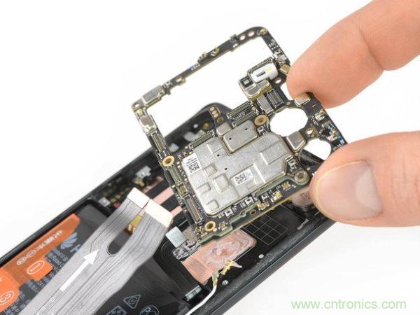 深度拆解能拍清月亮的手機(jī)&mdash;P30 