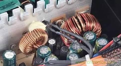 電源內(nèi)部&ldquo;一目了然&rdquo;