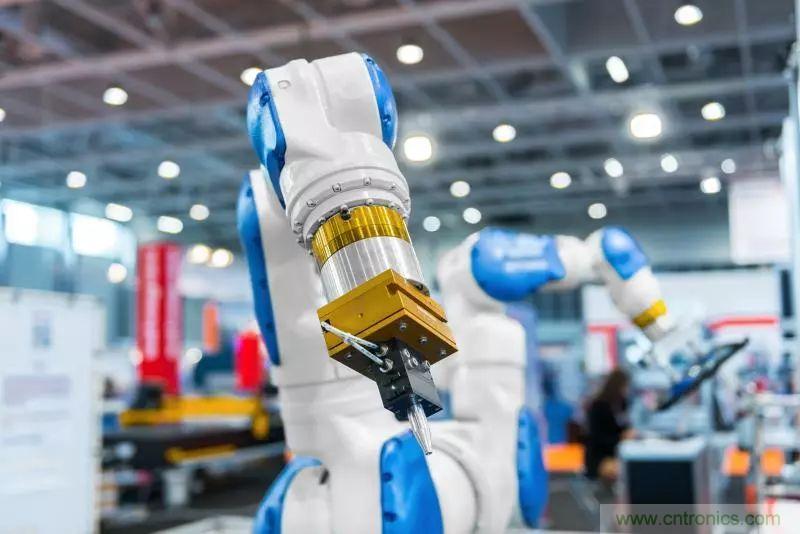 實(shí)現(xiàn)機(jī)器人的自主性？嵌入式模擬智能可以達(dá)到新高度！