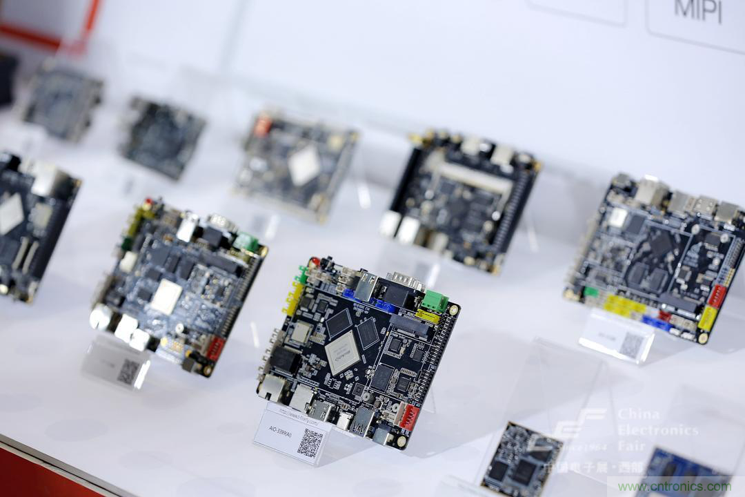 新西部、新重構(gòu)、新機(jī)遇&rdquo;&mdash;2020中國（西部）電子信息博覽會(huì)開幕峰會(huì)在成都成功舉辦