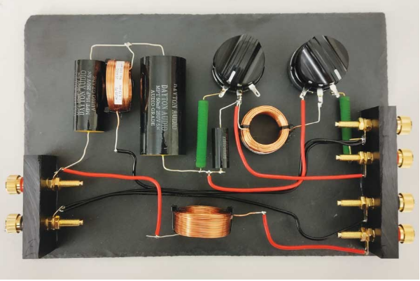 DSP入局：模擬與數(shù)字音頻分頻器設(shè)計(jì)的大比拼！