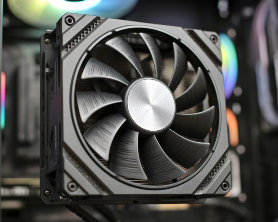 CPU總是過(guò)熱降頻？工程師教你只看這5個(gè)核心參數(shù)，選出高性價(jià)比靜音風(fēng)扇